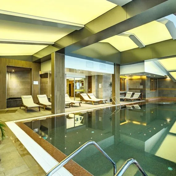amira_inside_pool-1