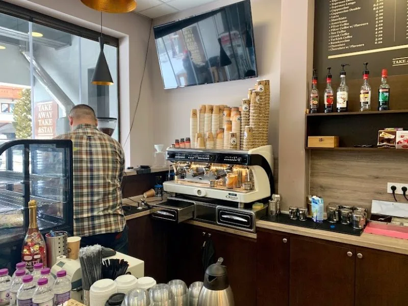 forest-cup-bansko-interior