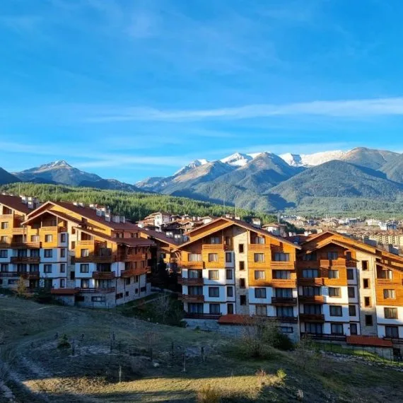 entry-hotel-bansko-exterior-aerial
