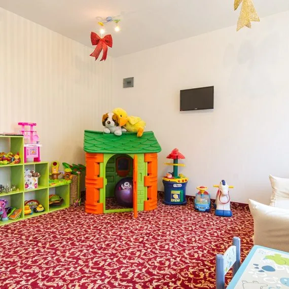 vihren-palace-hotel-bansko-playroom-min