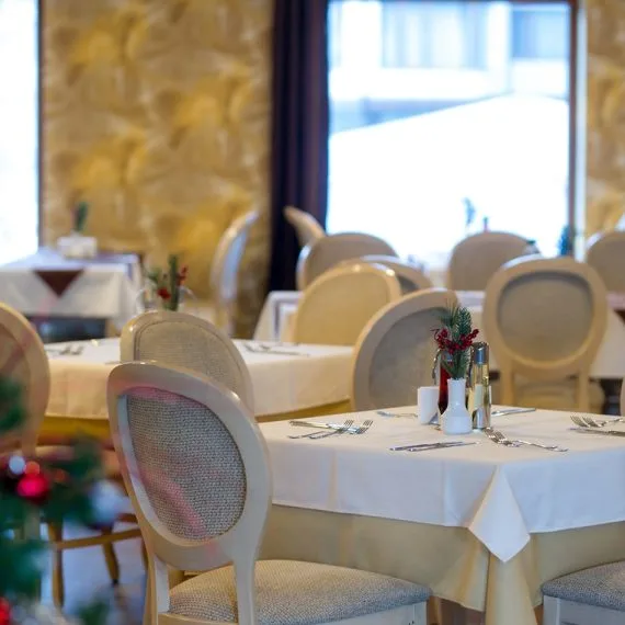 vihren-palace-hotel-bansko-restaurant-min