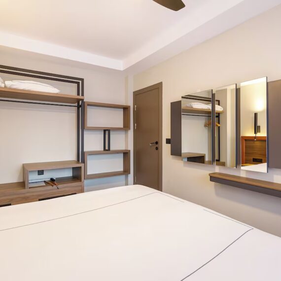 Regnum_Room