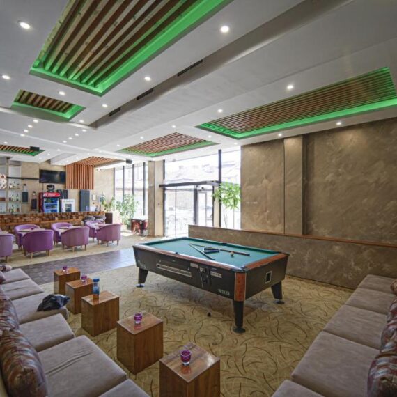 Riverside_Lounge