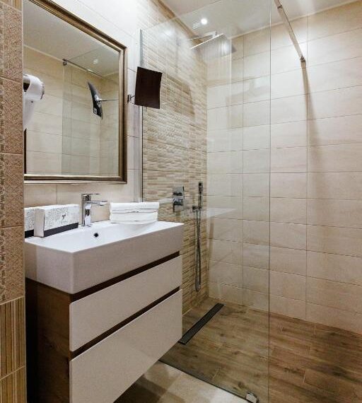 casa karina bansko bathroom
