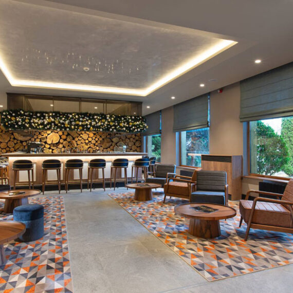 four-points-bansko-lobby