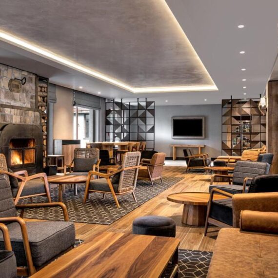 four-points-sheraton-bansko-lobby