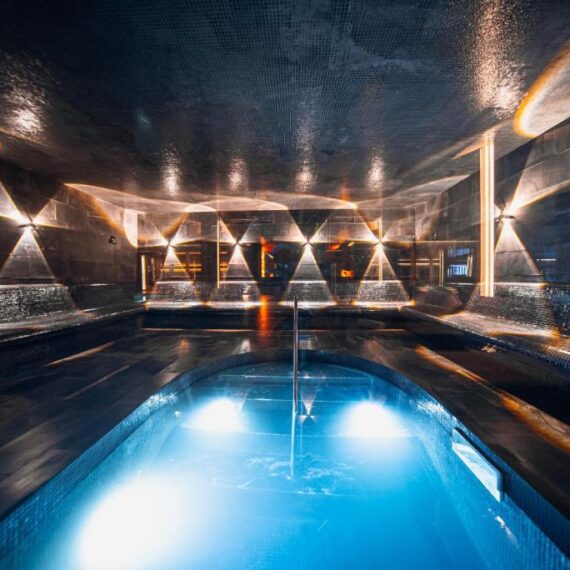 grand-hotel-bansko-pulse-spa-jacuzzi