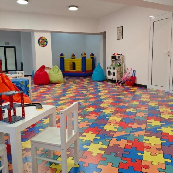 riverside boutique bansko kids playground