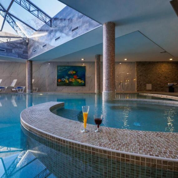 vihren-royal-palace-bansko-pool1