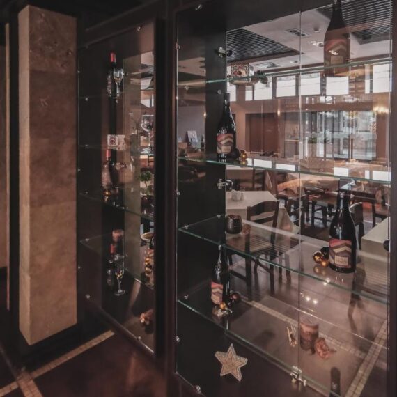 trinity-bansko-hotel-outdoor-restaurant-1