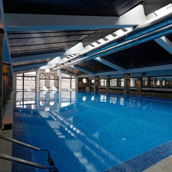 trinity-bansko-hotel-outdoor-pool-1