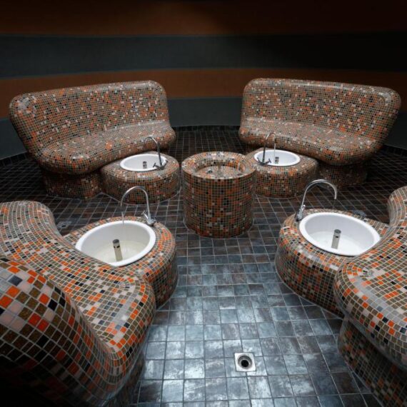 trinity-bansko-hotel-outdoor-spa-1