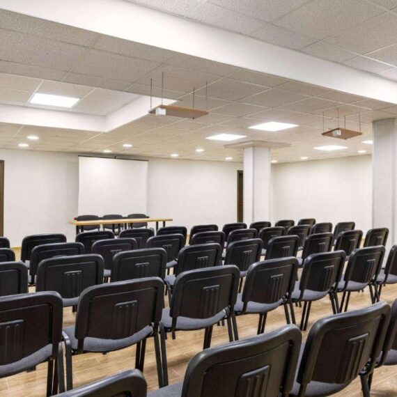 Balkan-Jewel-Resort-conference-room