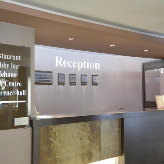 Gardenia-Park-Hotel-bansko-reception