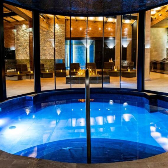 Grand-Hotel-Therme-bansko-jacuzzi1