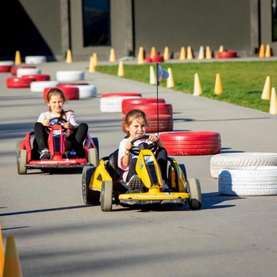 Grand-Hotel-Therme-bansko-kids-kart