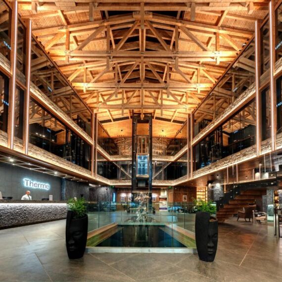 Grand-Hotel-Therme-bansko-lobby