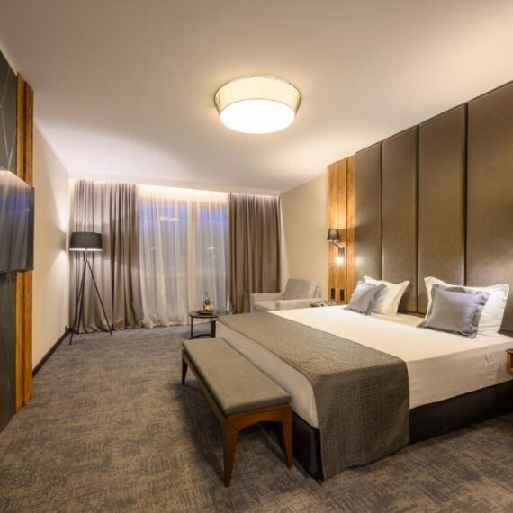 Grand-Hotel-Therme-bansko-room1