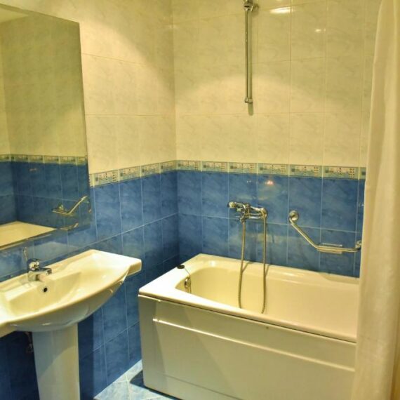 Hotel-Bojur-Bojurland-Apartment-Complex-bansko-bathroom