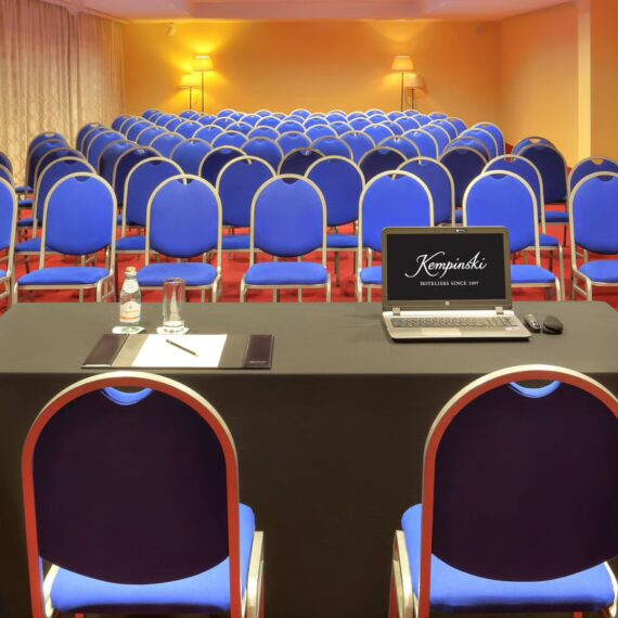 Kempinski-Hotel-Grand-Arena-Bansko-conference-room
