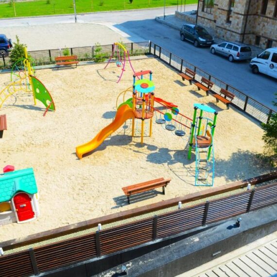 Lucky-Bansko-Aparthotel-SPA-and-Relax-kids-playground