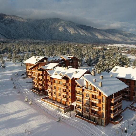 Pirin-Golf-Country-Club-Apartment-Complex-bansko1