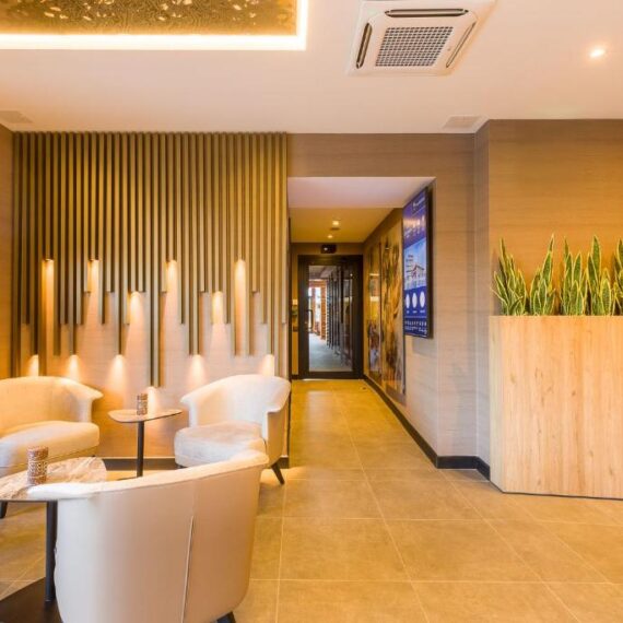 Regnum-Banya-Thermal-Hotel-bansko-reception2