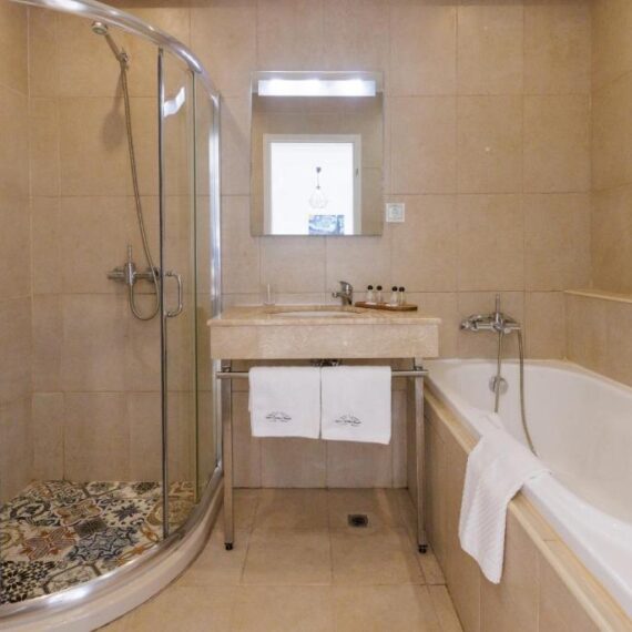 Saint-George-Palace-Aparthotel-bansko-bathroom