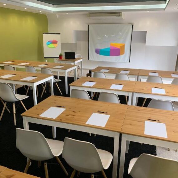 Saint-George-Palace-Aparthotel-bansko-conference-room