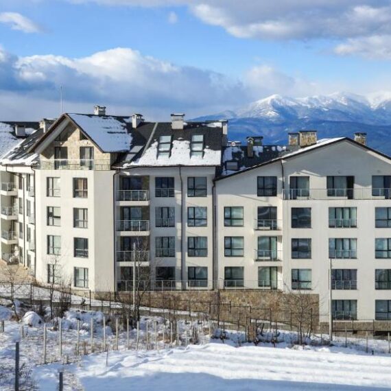 Saint-George-Palace-Aparthotel-bansko-external1