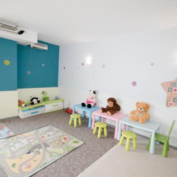 Saint-George-Palace-Aparthotel-bansko-kids-playground