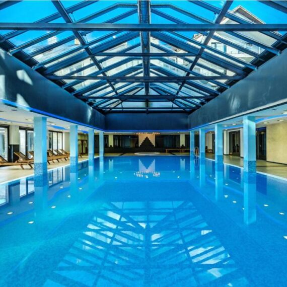Saint-George-Palace-Aparthotel-bansko-pool