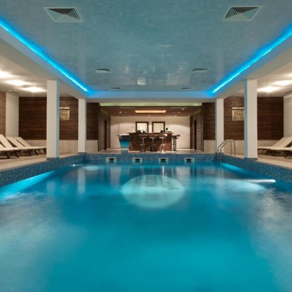 green-life-resort-bansko-pool