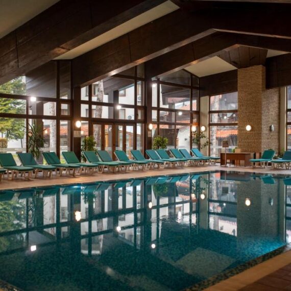 hotel-pirin-ski-and-spa-pool