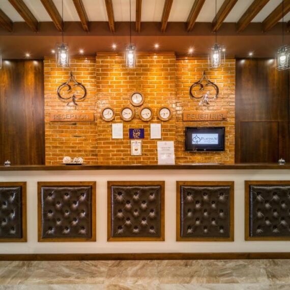 platinum-hotel-and-casino-bansko-reception