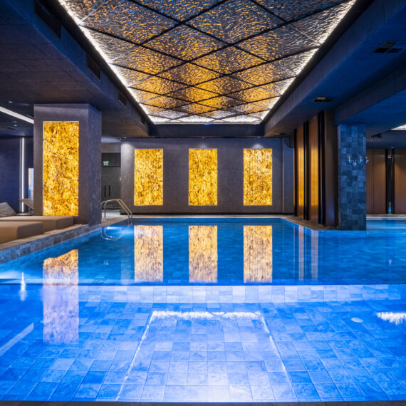 premier-mountain-resort-bansko-indoor-pools