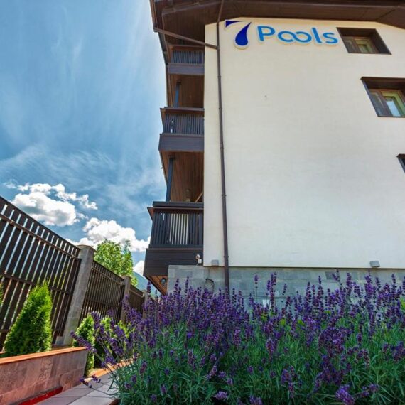 seven-pools-spa-boutique-hotel-bansko-external
