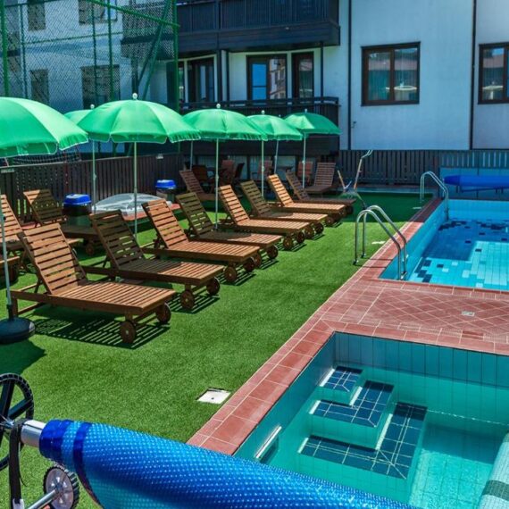 seven-pools-spa-boutique-hotel-bansko-external-pools