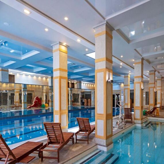 seven-pools-spa-boutique-hotel-bansko-indoor-pools