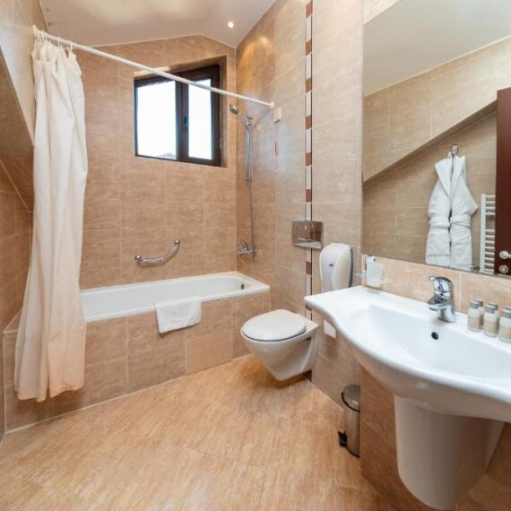 terra-complex-bansko-bathroom1