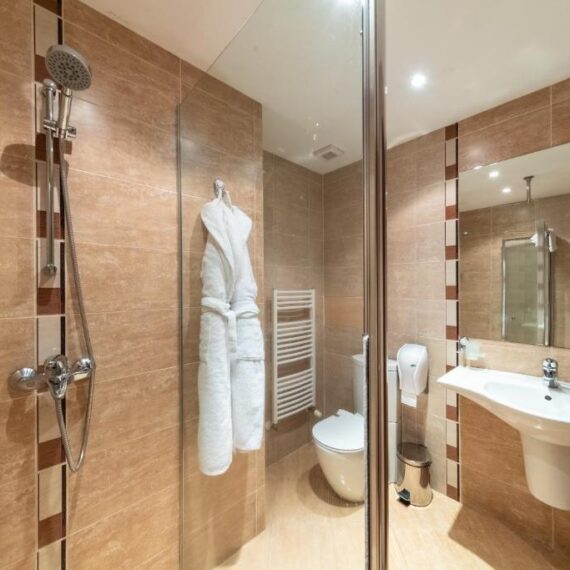 terra-complex-bansko-bathroom2