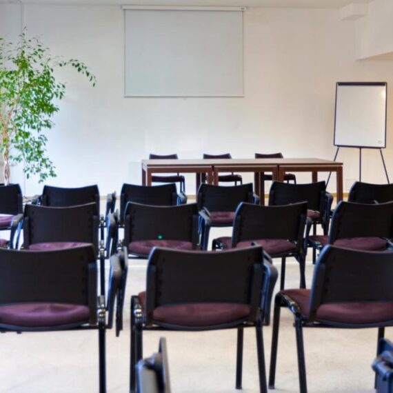 terra-complex-bansko-conference-room